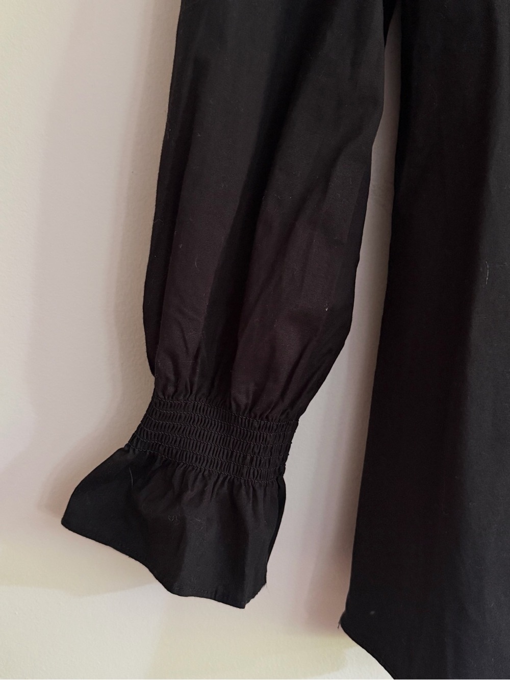 Pomander Place Easton Swing V Neck Long Sleeve Blouse in Black Small Cotton - Picture 5 of 11